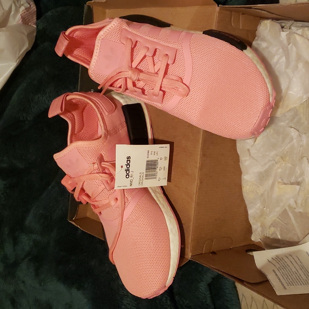 Adidas tennis shoe